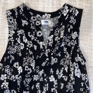 Black & White Floral Old Navy Dress